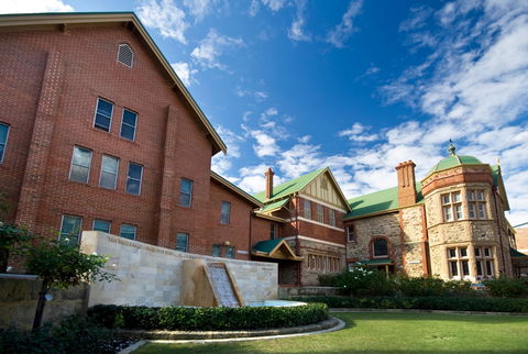 Mercedes College - Education Perth 2