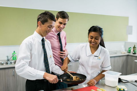 Hills Adventist College - Early Learning Centre To Year 12 - Education Perth 8