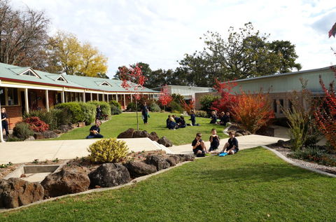 Edinburgh College - Education Perth 2