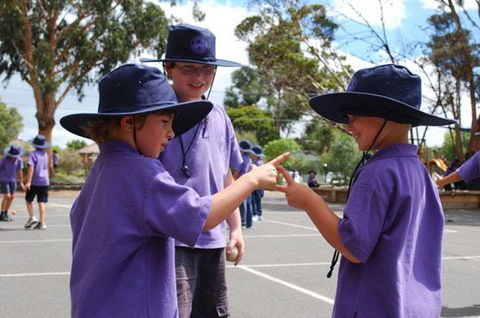 Caulfield Primary School - Education Perth 2
