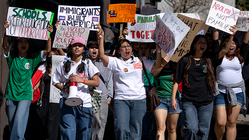 Anti-ICE walkout exposes how school district 'failed' parents, risked student safety: 'Broken my trust' Education Perth