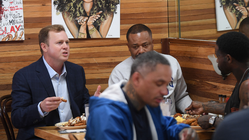 Spencer Pratt stops at iconic LA restaurant on Election Day, vows to make city 'streets safe again' Education Perth